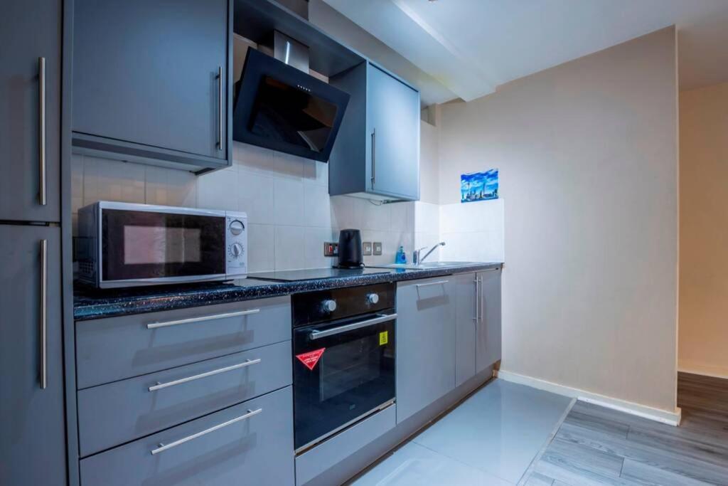 Central Apartment In The Heart Of Liverpool Exterior photo